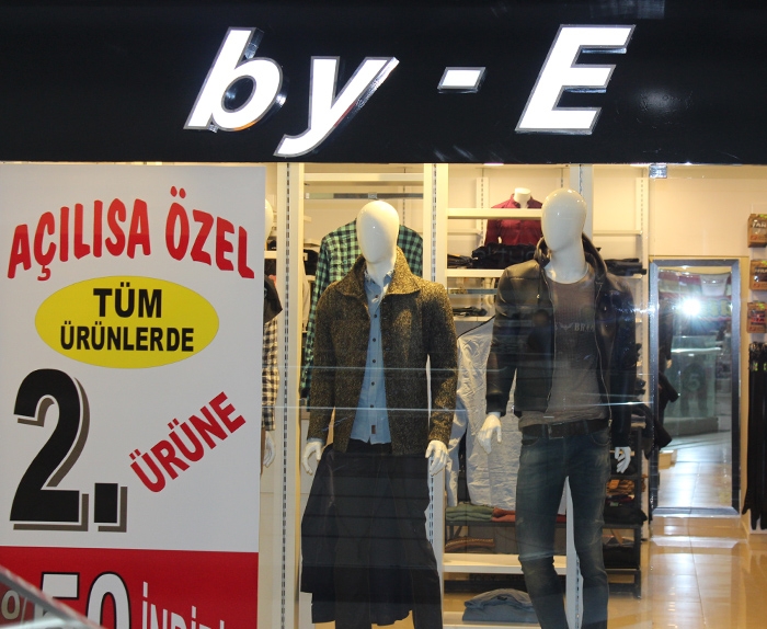 BY-E GİYİM