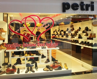 PETRİ AYAKKABI