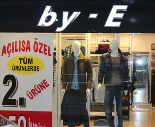 BY-E GİYİM